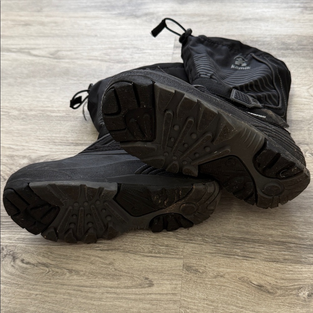 Kamik Black Kids Snow Boots - Picture 2 of 4